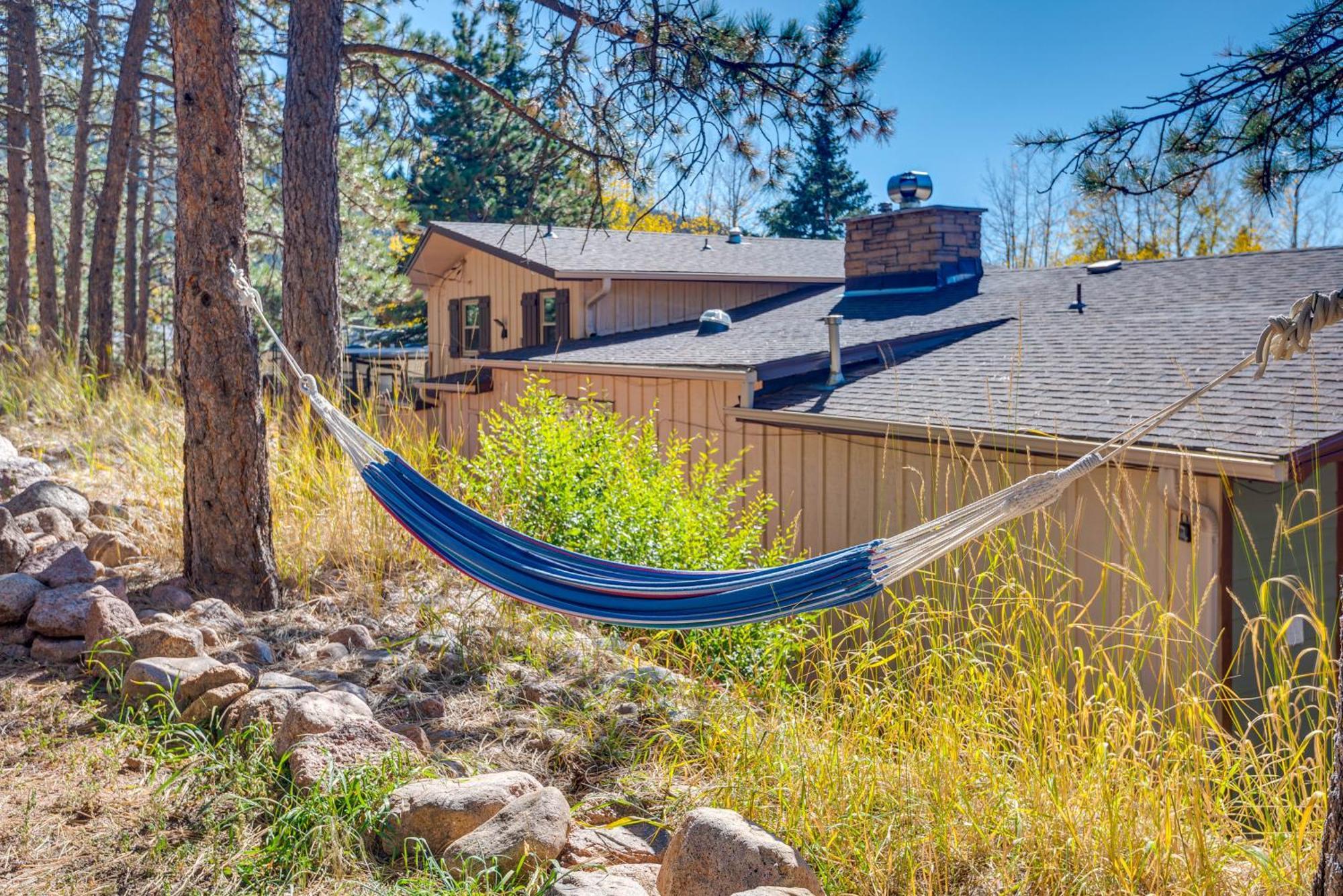 Peaceful Getaway With Private Hot Tub And Mtn Views! Vila Woodland Park Exterior foto